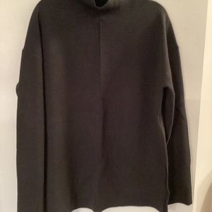 Banana Republic Like New Black Mock Turtleneck Sweater